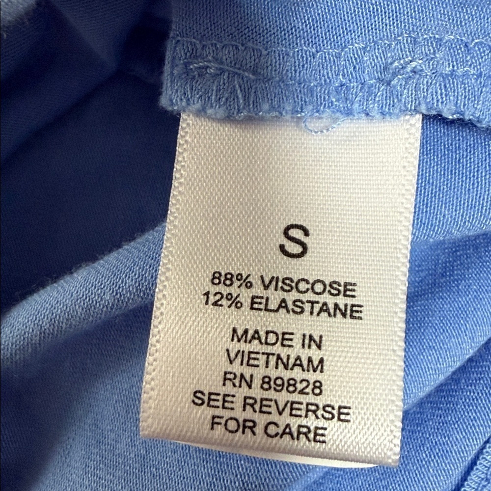 Martha Stewart Sky Blue detailed neck Blouse size S New without tag - Picture 6 of 6